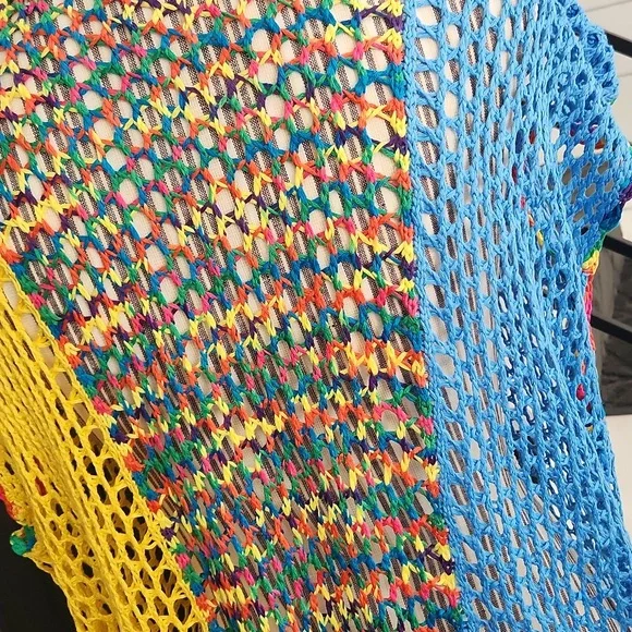 Crochet Fringe Oversized Top - Picture 6 of 8